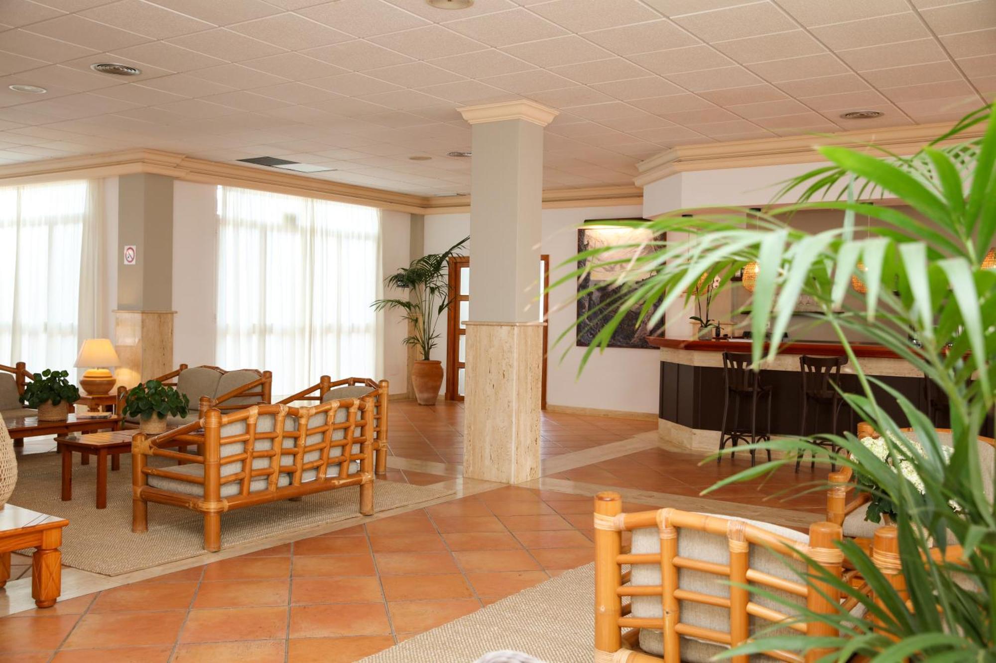 Nuramar Aparthotel Cala en Bosch Εξωτερικό φωτογραφία