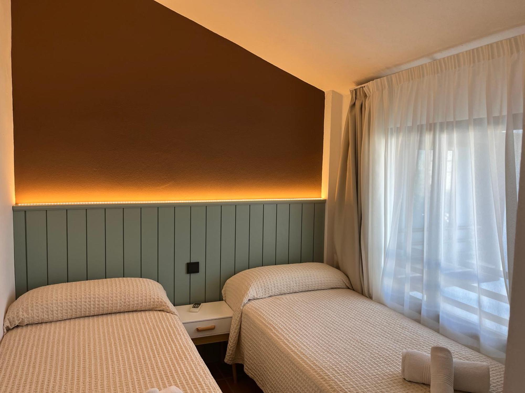 Nuramar Aparthotel Cala en Bosch Εξωτερικό φωτογραφία
