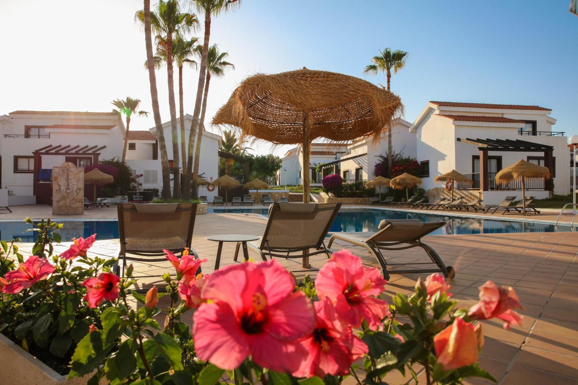 Nuramar Aparthotel Cala en Bosch Εξωτερικό φωτογραφία