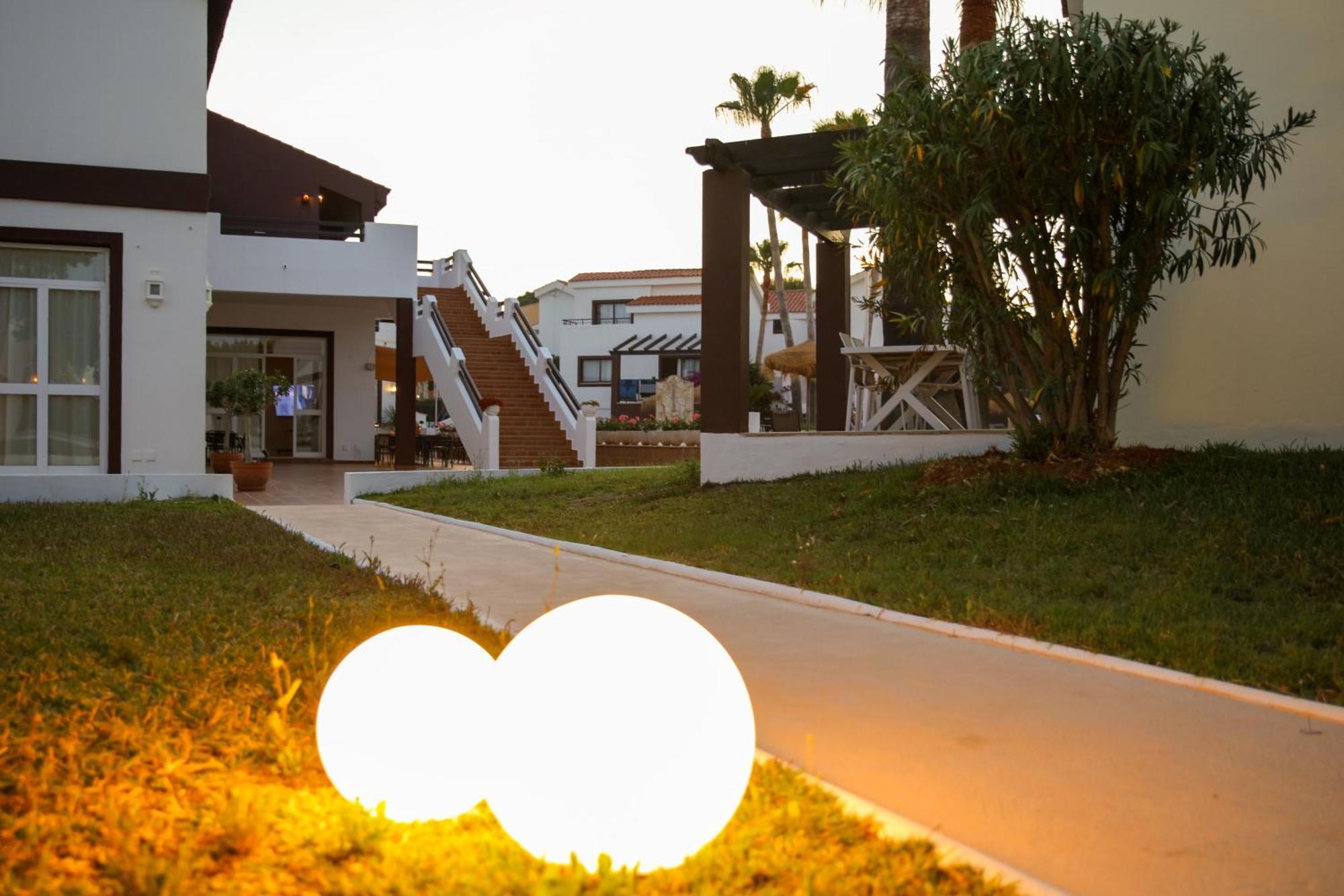 Nuramar Aparthotel Cala en Bosch Εξωτερικό φωτογραφία