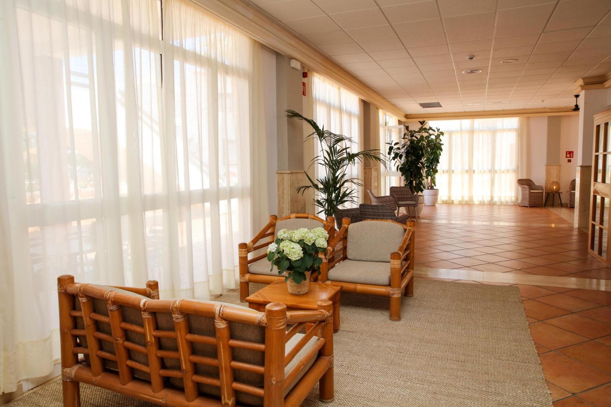 Nuramar Aparthotel Cala en Bosch Εξωτερικό φωτογραφία
